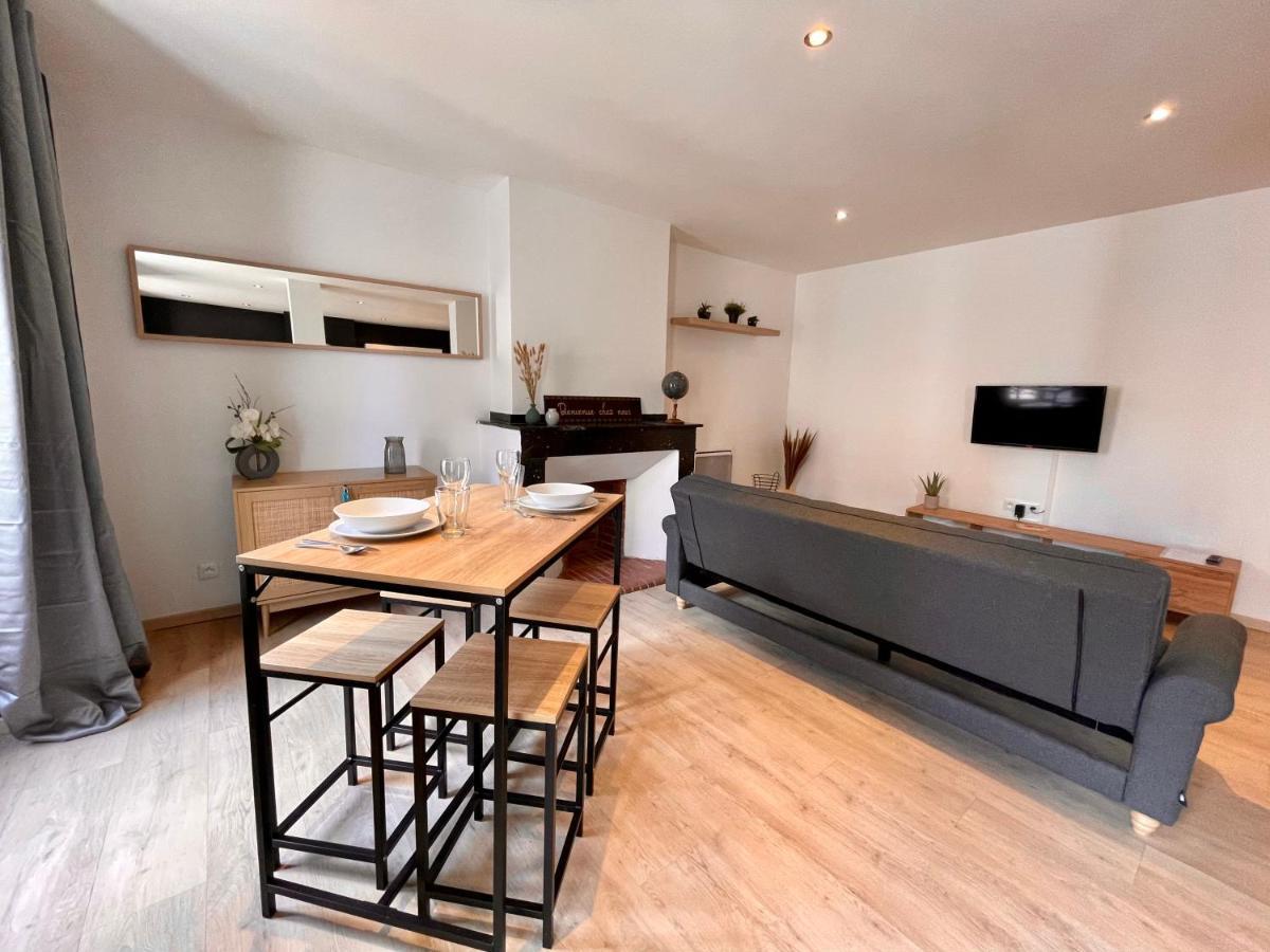 Spacieux Appartement Lumineux Coeur De Ville Pamiers Luaran gambar