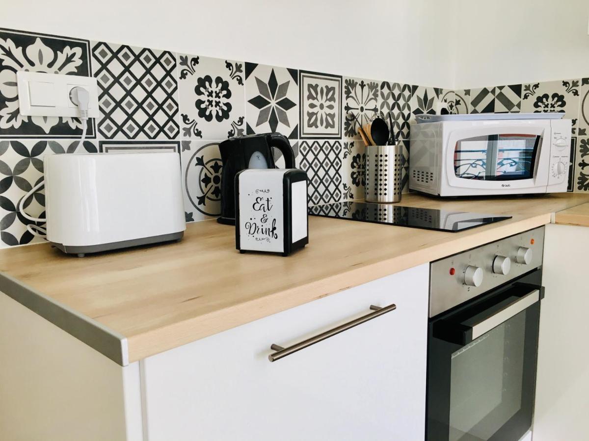 Spacieux Appartement Lumineux Coeur De Ville Pamiers Luaran gambar